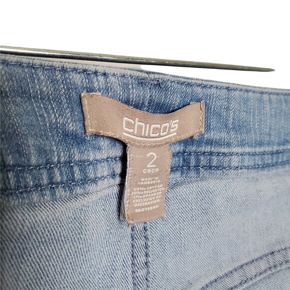 Chico's L 12 Size 2 Jeans Cropped Blue Denim Stretch Embellished Pockets Hi Rise - Picture 9 of 9